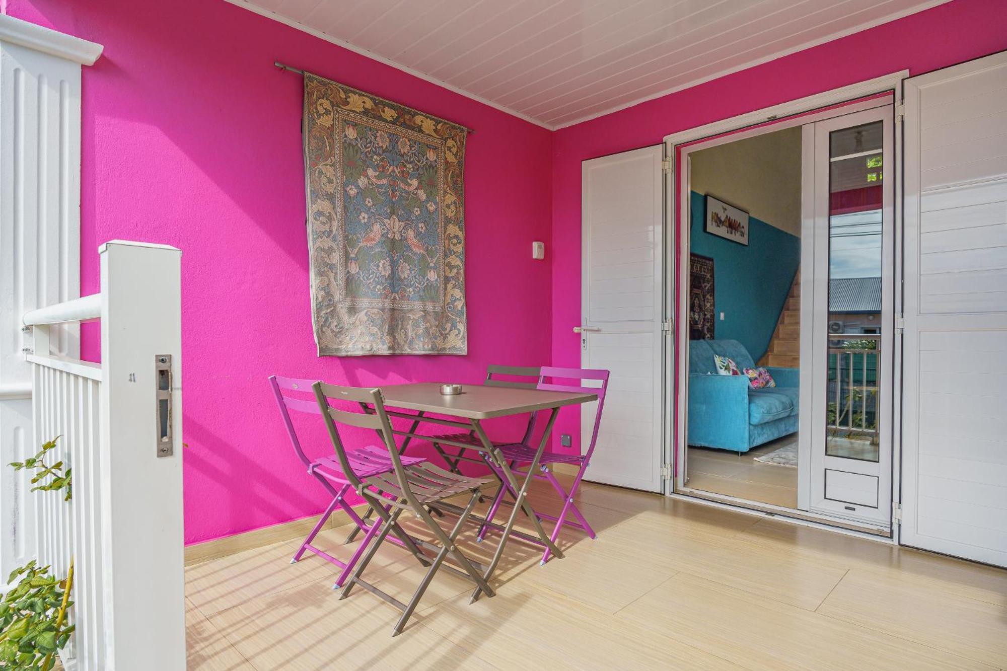 Le Tuit-Tuit **** Appartement Sainte-Suzanne Buitenkant foto
